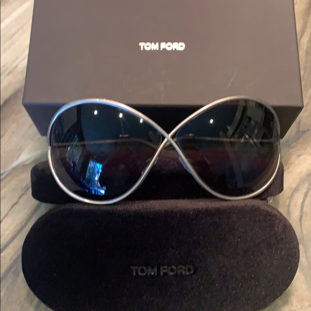 Tom Ford Lilliana Sunglasses